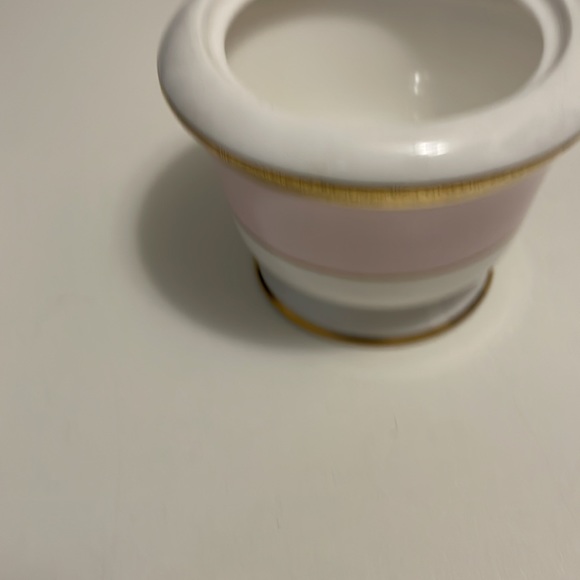 Mary Kay Cosmetics sugar bowl without cover - Picture 2 of 4